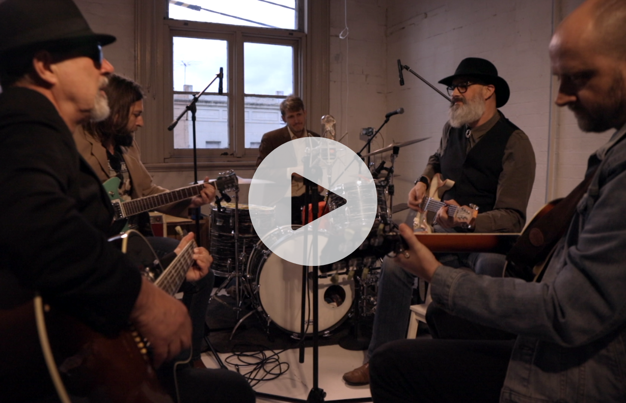 The Traveling Wilburys – Together & Alone