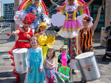 Crunch&Sip Big Dress-Up Day & Parade 2024