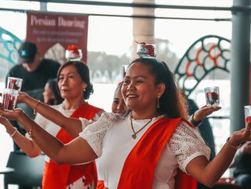 Livelighter Hot Shore Shuffle – Selendang Sutra