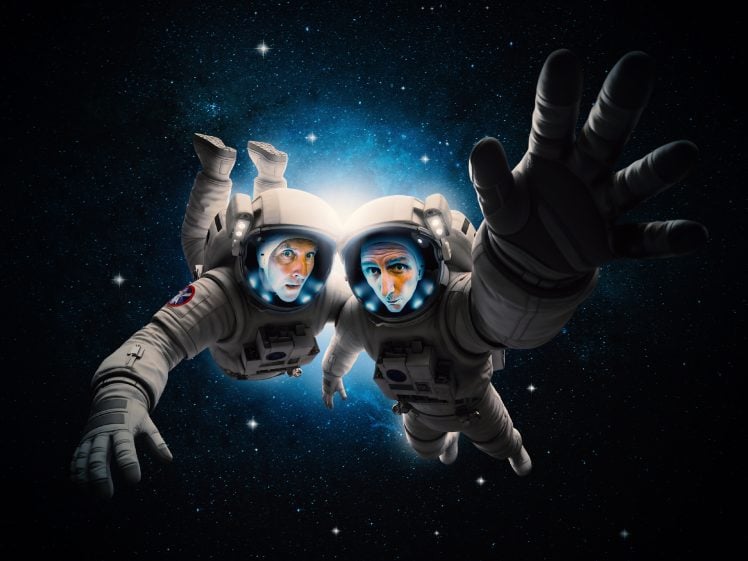 Lano & Woodley in Space